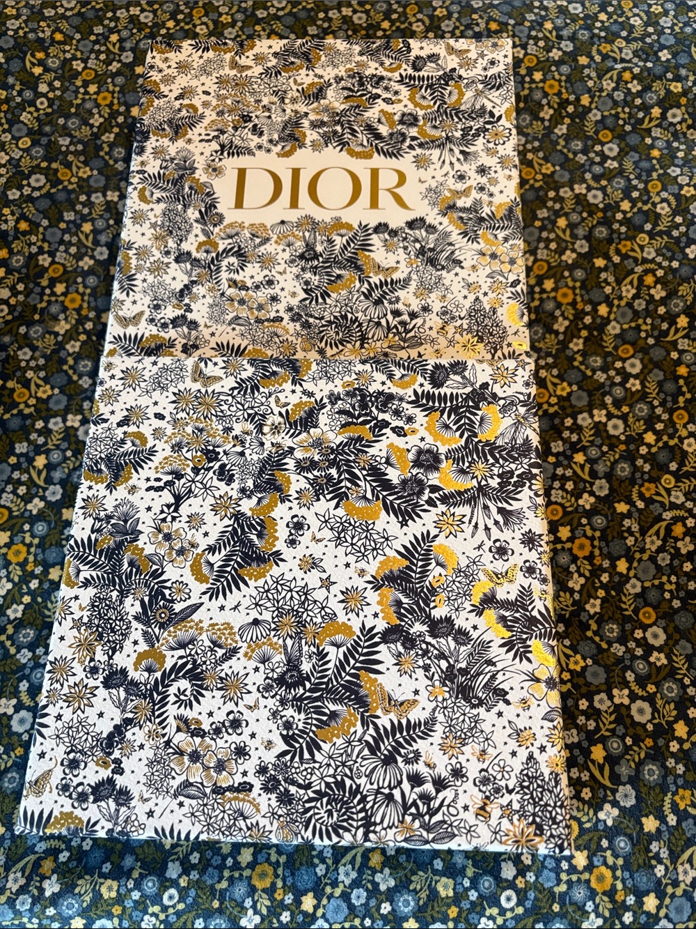 Dior Floral Box - Picture 4 of 4